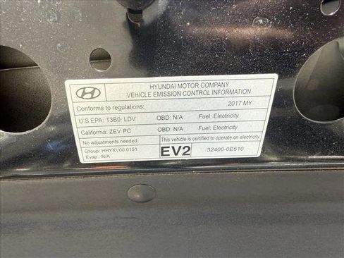 Used 2017 Hyundai Ioniq Limited image 19