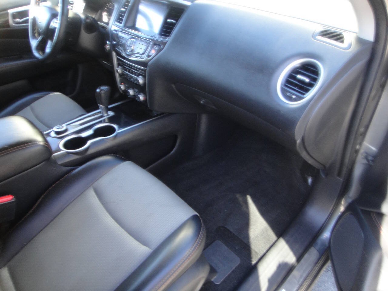 Used 2020 Nissan Pathfinder SV w/ Rock Creek Edition AWD/4WD image 15