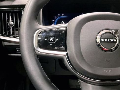 Certified 2024 Volvo V90 B6 Cross Country Plus w/ Climate Package image 19
