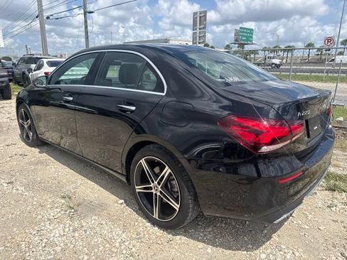 Used 2022 Mercedes-Benz A 220 image 8