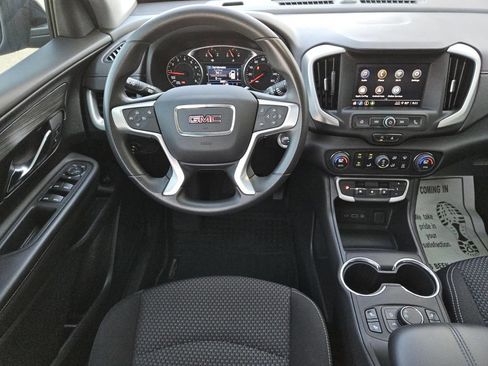 Used 2023 GMC Terrain SLE w/ Driver Convenience Package FWD image 12