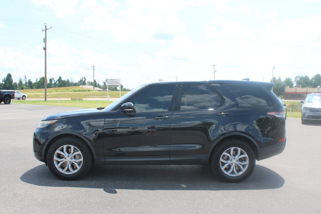 Used 2019 Land Rover Discovery SE AWD/4WD image 6