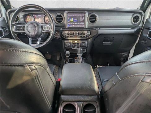 Used 2021 Jeep Wrangler Unlimited Sahara image 18
