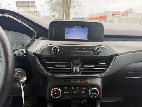 Used 2020 Ford Escape S image 35