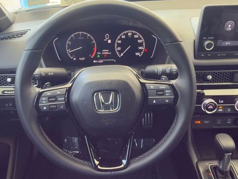Used 2025 Honda Civic Sport image 19