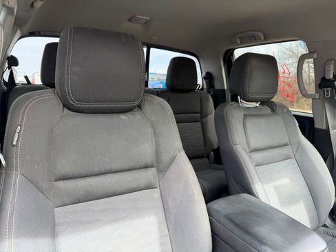 Used 2022 Nissan Frontier SV image 7