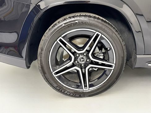 Certified 2026 Mercedes-Benz GLS 450 4MATIC image 34