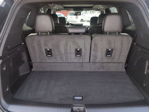 Used 2024 GMC Acadia Denali image 27