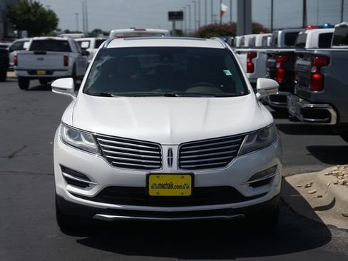Used 2016 Lincoln MKC Reserve w/ Lincoln MKC Climate Package FWD image 3