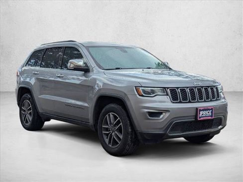 Used 2019 Jeep Grand Cherokee Limited w/ Luxury Group II AWD/4WD image 3