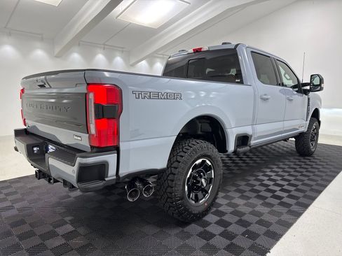 New 2026 Ford F350 Platinum w/ Tremor Off-Road Package AWD/4WD image 7