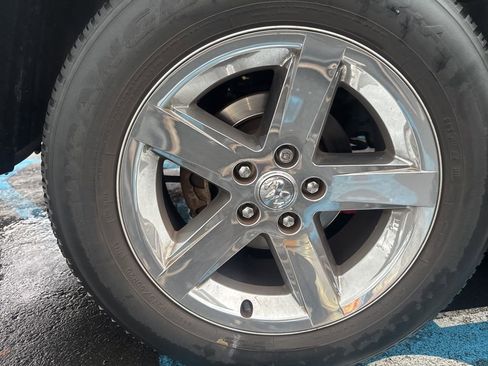 Used 2017 RAM 1500 Express image 10