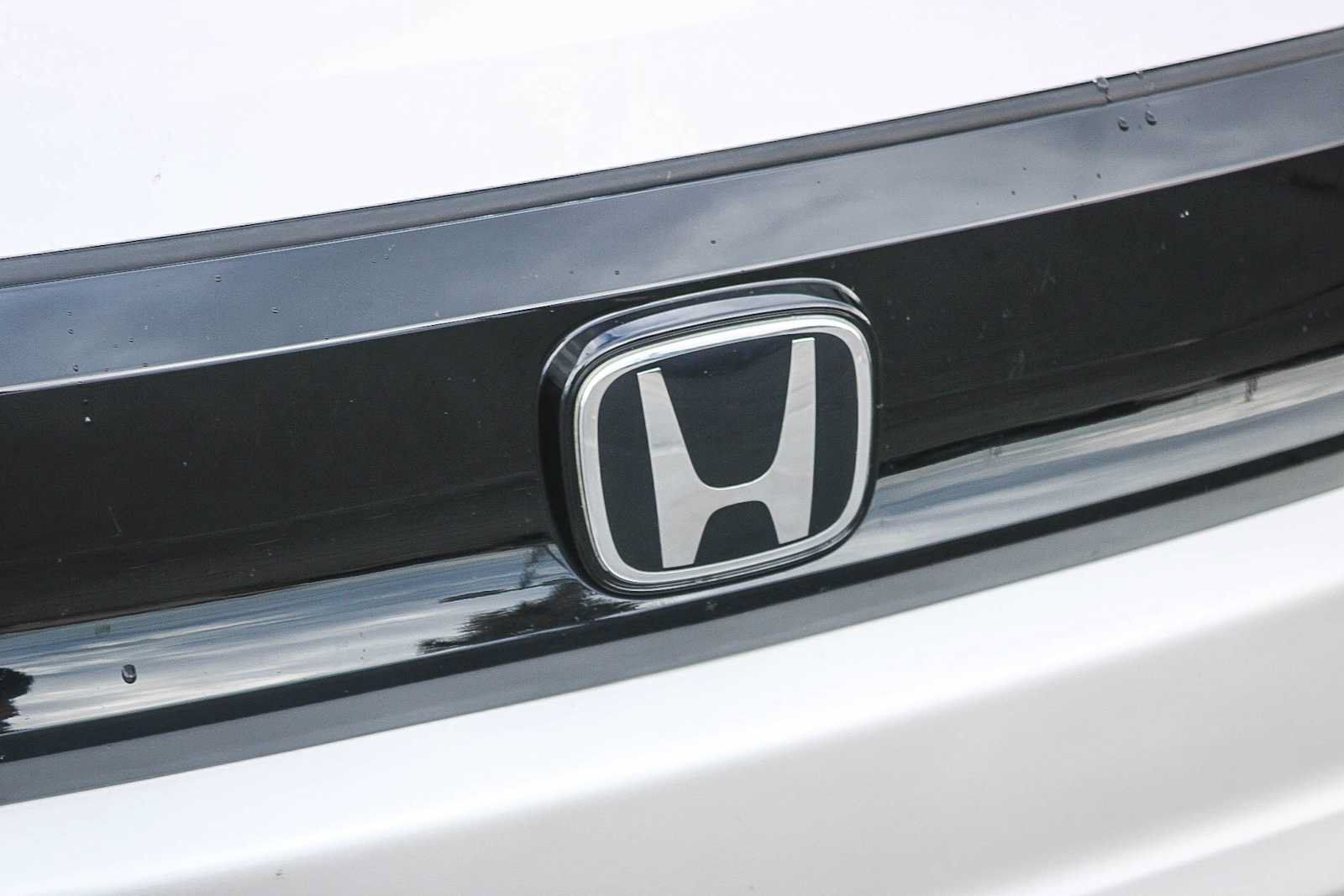 Certified 2025 Honda Prologue Touring image 5