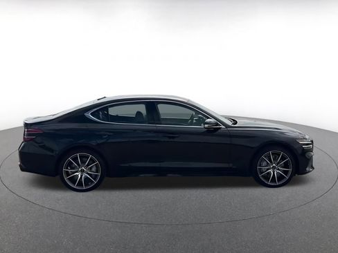 Used 2025 Genesis G70 2.5T image 17