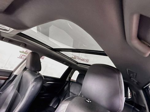 Used 2015 Toyota Highlander Limited Platinum AWD/4WD image 11