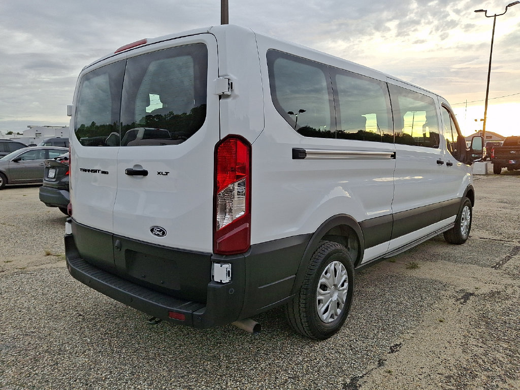 Used 2026 Ford Transit 350 XLT RWD image 4
