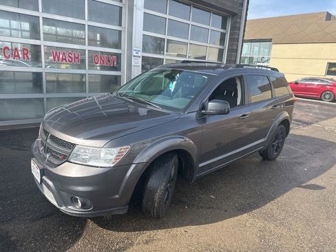Used 2019 Dodge Journey SE w/ Connectivity Group image 7