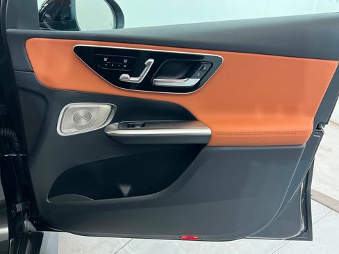 New 2027 Mercedes-Benz GLC 300 4MATIC image 23