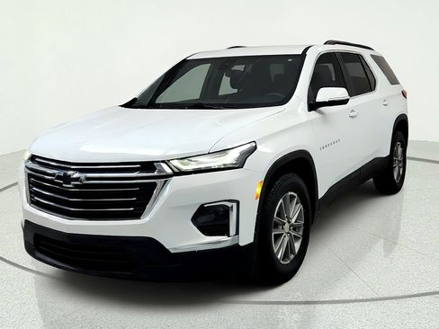 Used 2024 Chevrolet Traverse LT FWD image 8