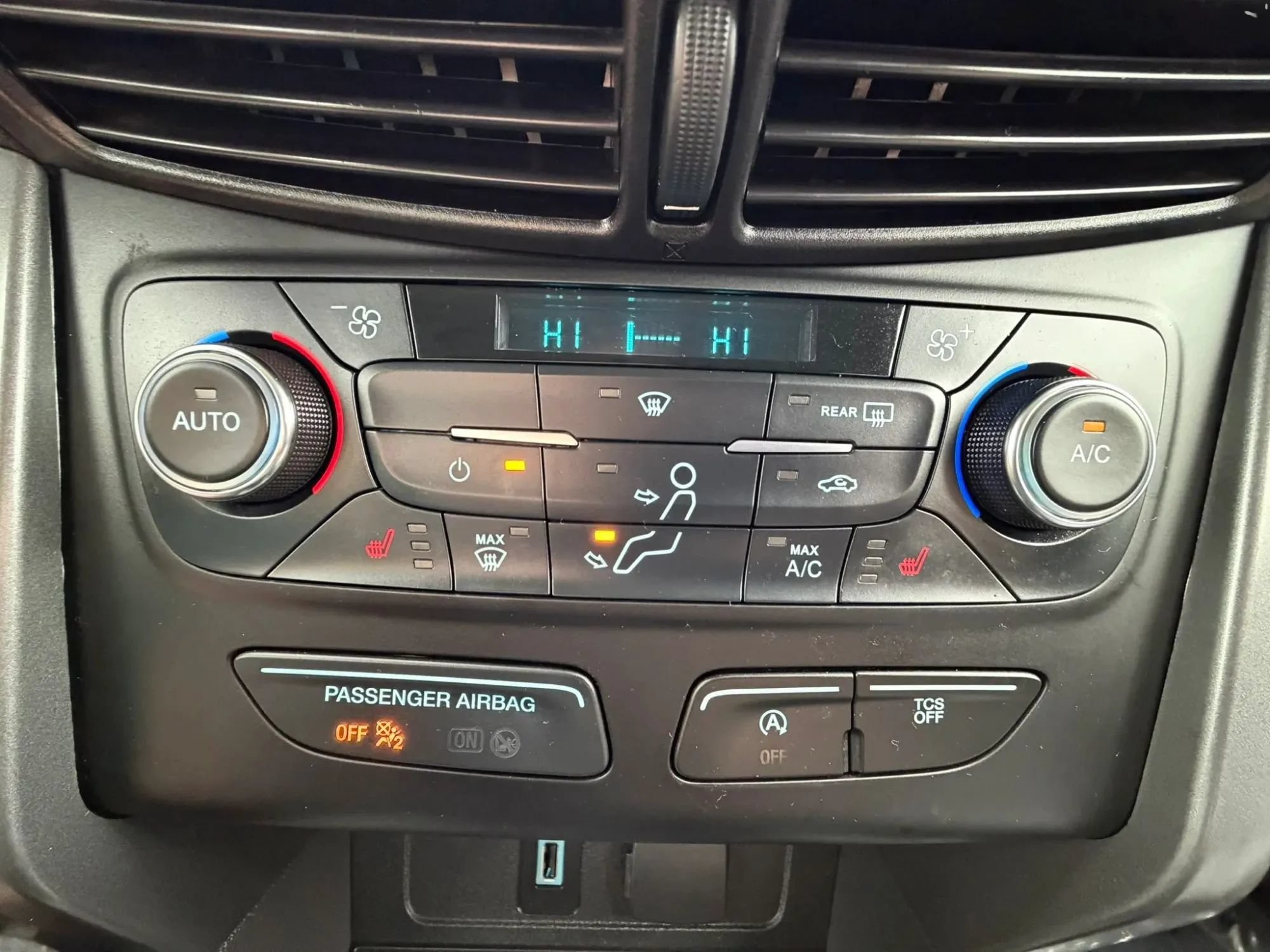 Used 2018 Ford Escape SE AWD/4WD image 23