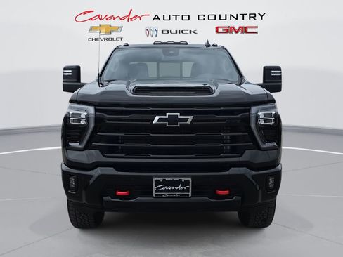 Used 2026 Chevrolet Silverado 2500 LT w/ Trail Boss Package image 2