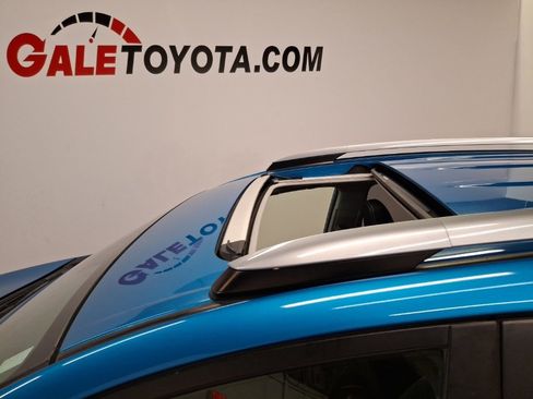 Used 2017 Toyota RAV4 XLE image 6