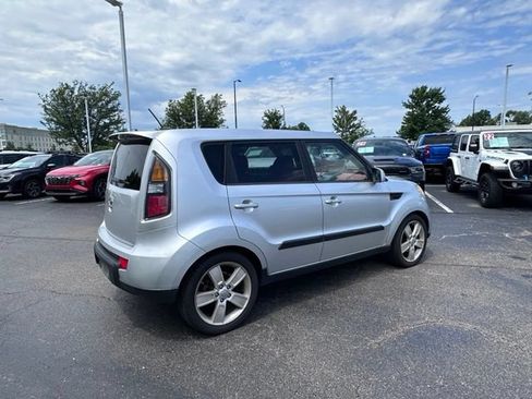 Used 2011 Kia Soul Sport FWD image 13