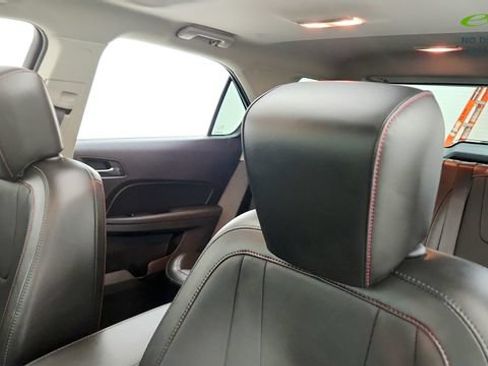 Used 2017 Chevrolet Equinox Premier w/ Enhanced Convenience Package FWD image 46