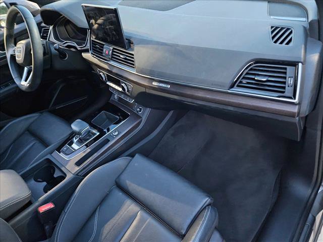 Used 2023 Audi Q5 2.0T Premium Plus w/ Premium Plus Package AWD/4WD image 21