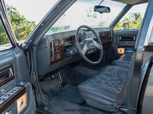 Used 1988 Cadillac Brougham image 19
