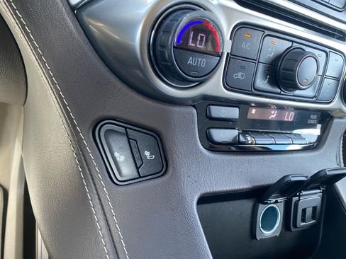 Used 2019 Chevrolet Tahoe LT w/ Luxury Package image 26