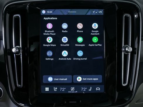 Certified 2025 Volvo XC40 B5 Plus w/ Protection Package Premier image 15