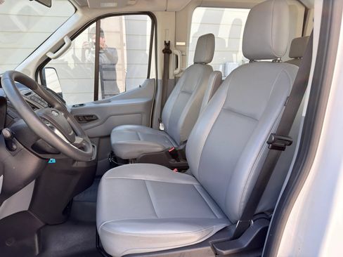 Used 2019 Ford Transit 350 XL RWD image 16