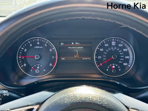 Used 2023 Kia Forte GT-Line image 17