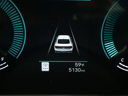 Certified 2026 Hyundai Sonata SEL FWD image 25