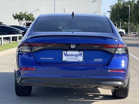 Used 2024 Honda Accord Sport image 5