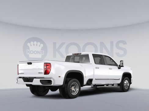 New 2026 Chevrolet Silverado 3500 High Country AWD/4WD image 4