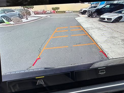 Used 2024 Chevrolet Silverado 1500 LT image 27