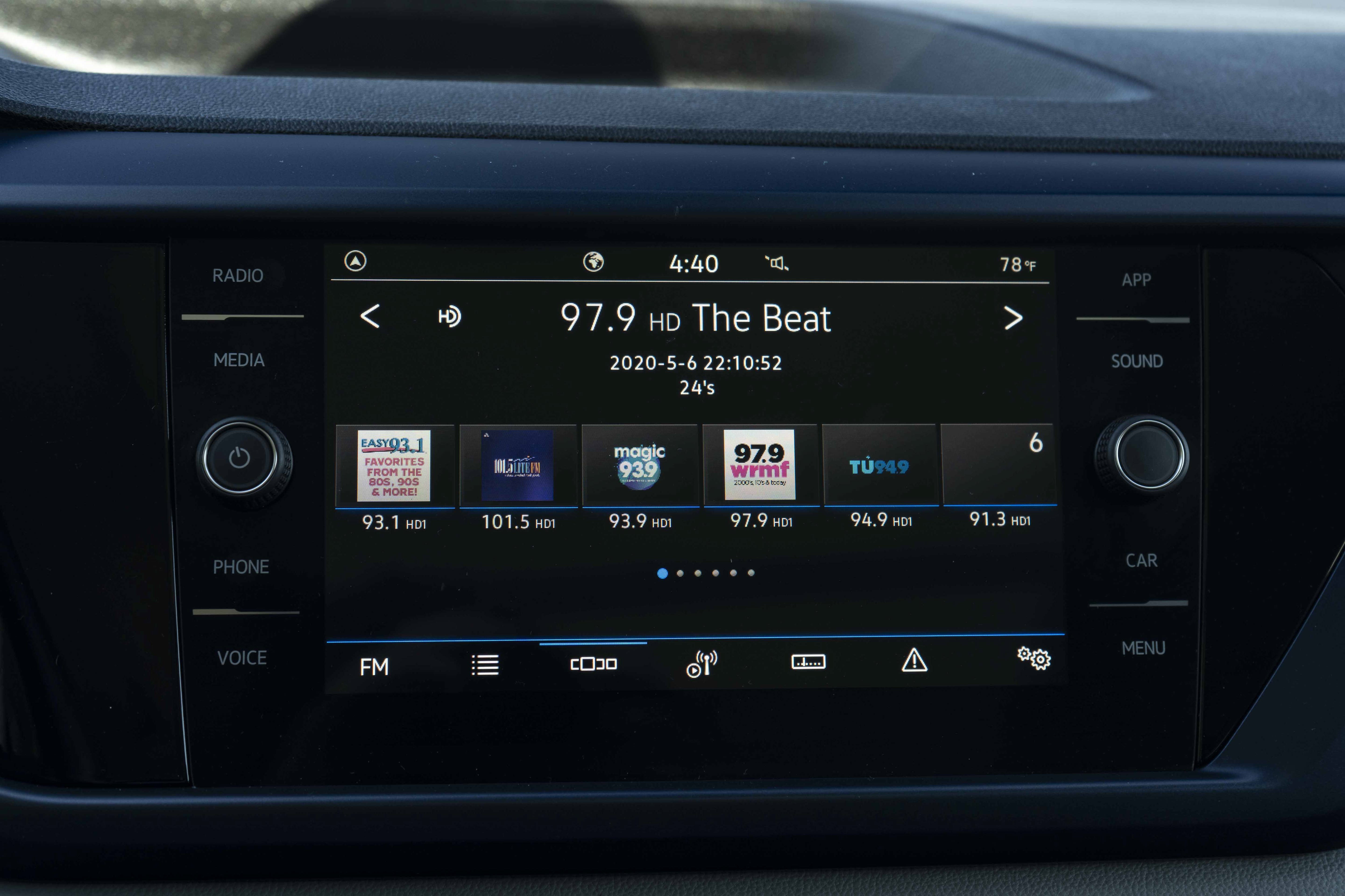 Certified 2023 Volkswagen Taos SE w/ Panoramic Sunroof Package FWD image 29