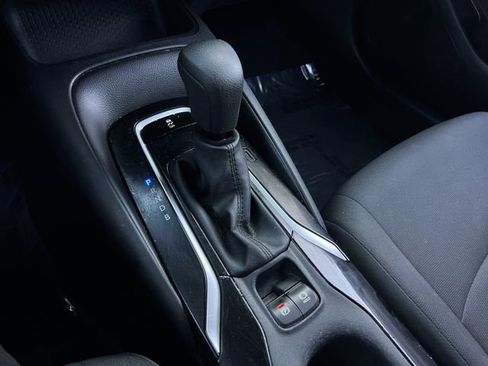 Used 2020 Toyota Corolla LE image 26