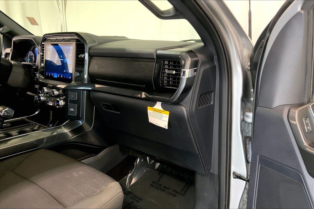 Used 2022 Ford F150 XLT w/ Equipment Group 302A High AWD/4WD image 16