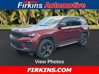 Used 2024 Jeep Grand Cherokee Altitude