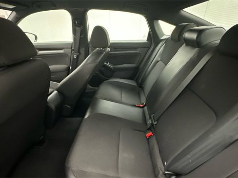 Used 2024 Honda Civic Sport image 10