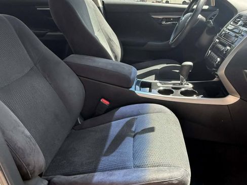 Used 2014 Nissan Altima 2.5 S FWD image 16
