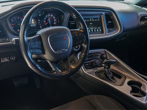 Used 2022 Dodge Challenger SXT w/ Blacktop Package image 9