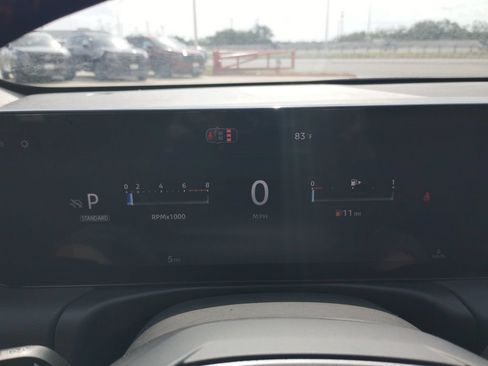 New 2026 Nissan Sentra SR w/ SR Premium Package FWD image 17