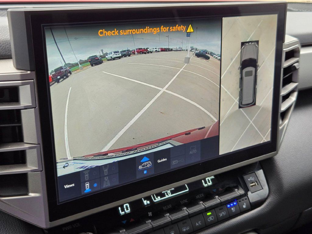 Used 2025 Toyota Sequoia Limited w/ Tow Technology Package AWD/4WD image 39