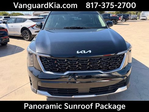 Used 2025 Kia Sorento S w/ Panoramic Sunroof Package FWD image 7