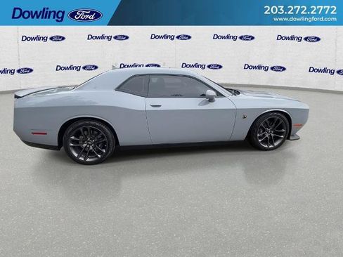 Used 2022 Dodge Challenger R/T Scat Pack RWD image 2