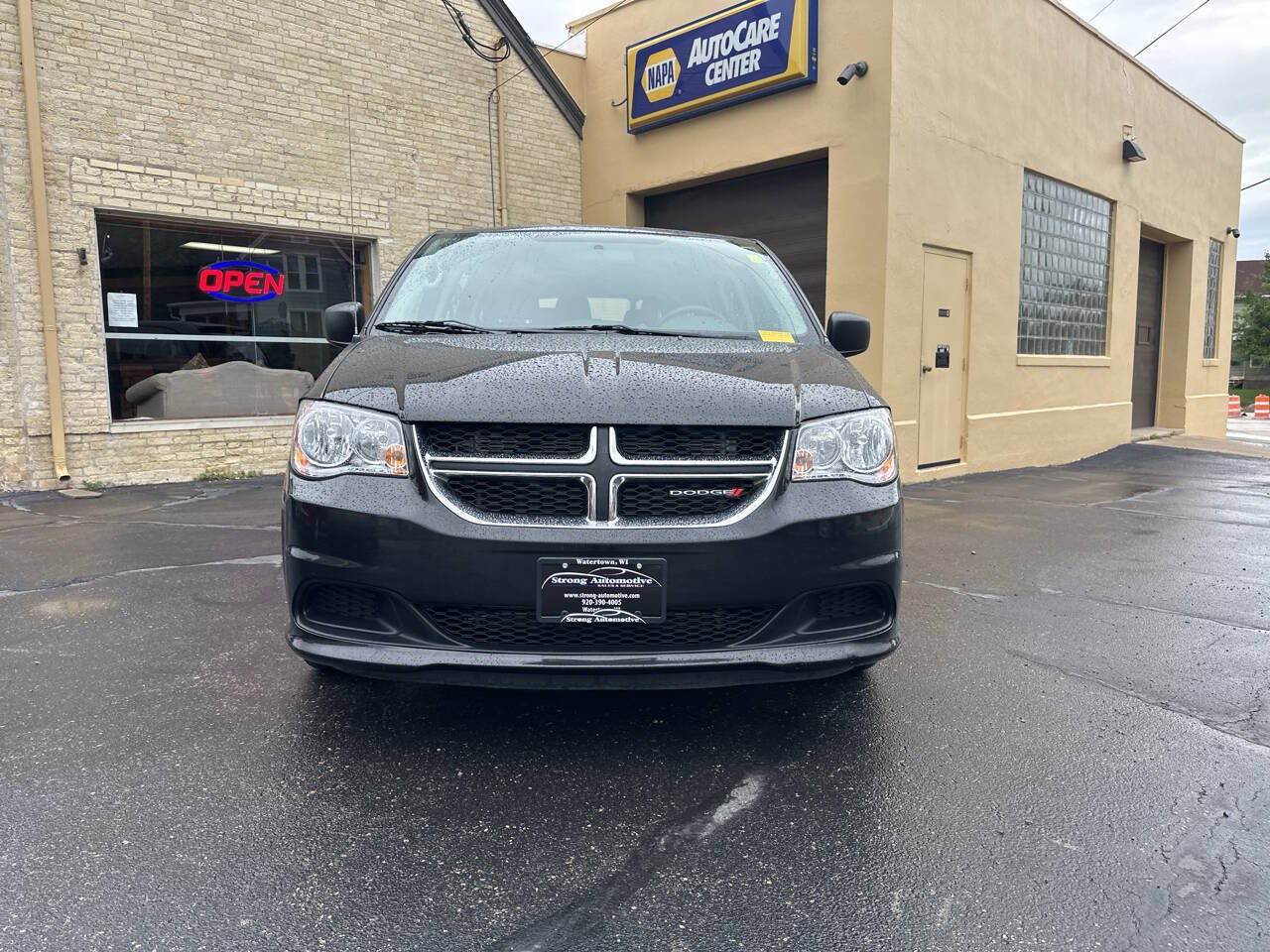Used 2014 Dodge Grand Caravan FWD image 6